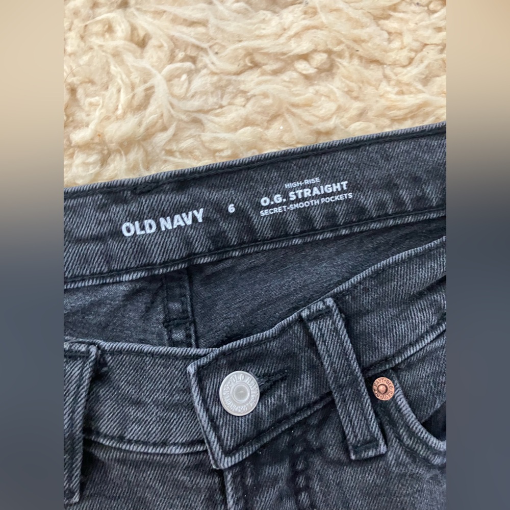 Old Navy High Rise OG Straight - 6 - Picture 3 of 3
